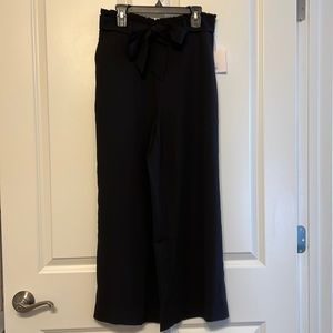 NWT Lauren Conrad wide leg cropped black pants, size small